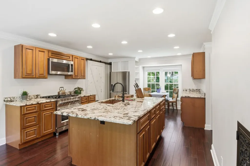 216 Pebble Glen Drive Franklin TN 37064