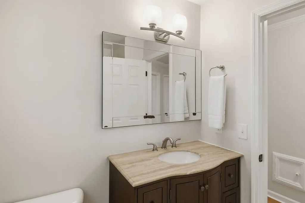 216 Pebble Glen Drive Franklin TN 37064