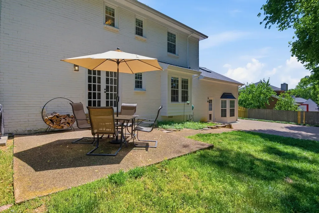 216 Pebble Glen Drive Franklin TN 37064