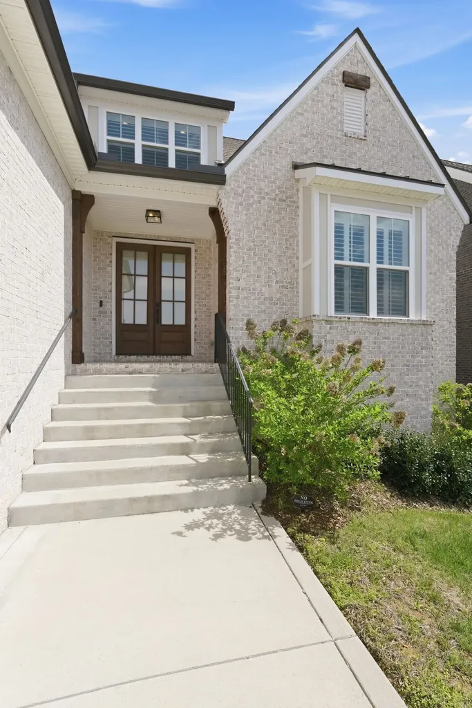 240 Valley Bend Drive Nashville TN 37214