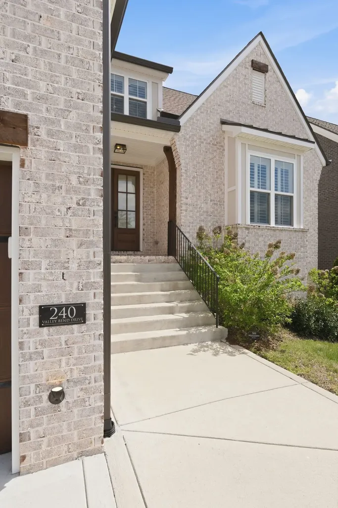240 Valley Bend Drive Nashville TN 37214