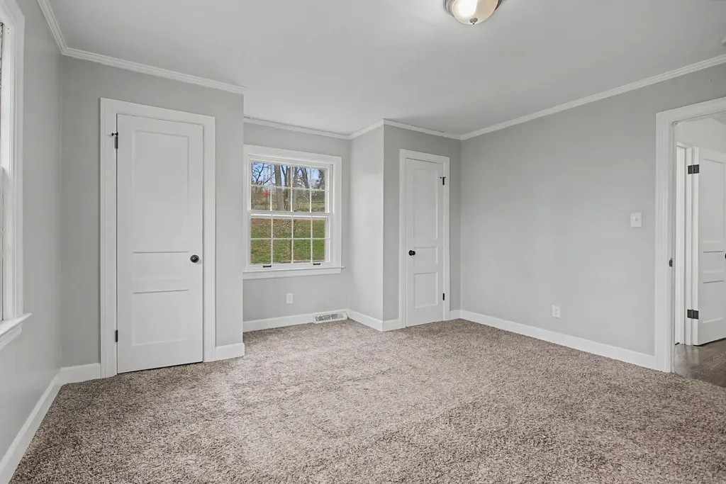 107 Cherry Street Centerville TN 37033