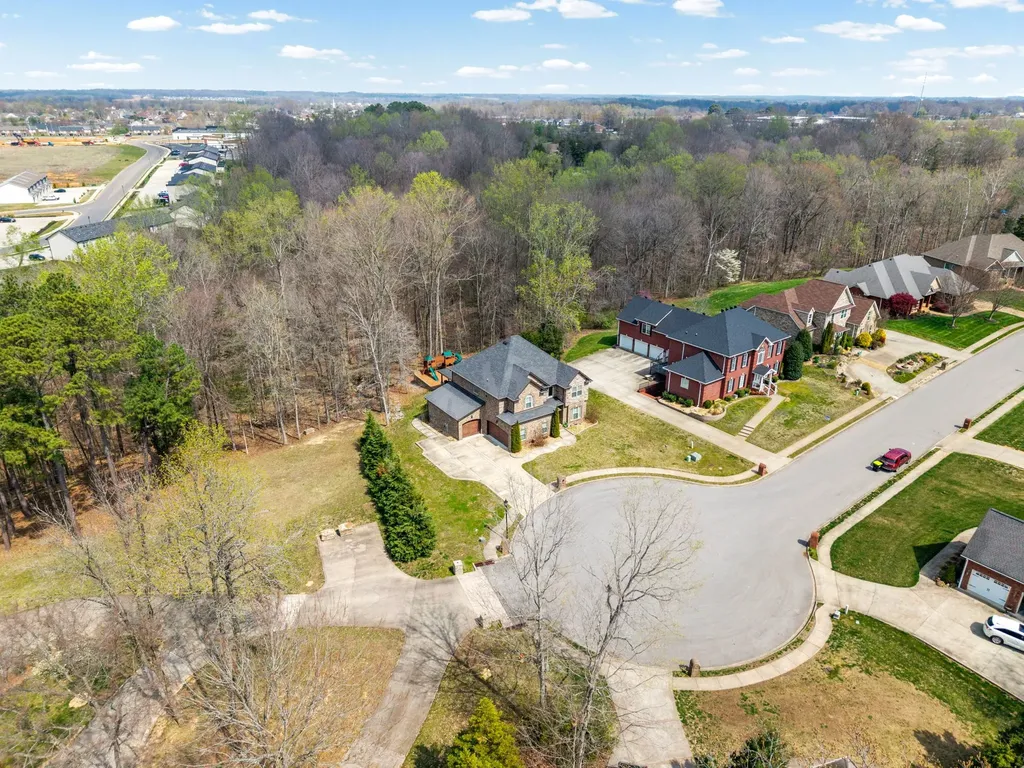 2531 Everwood Court Clarksville TN 37043