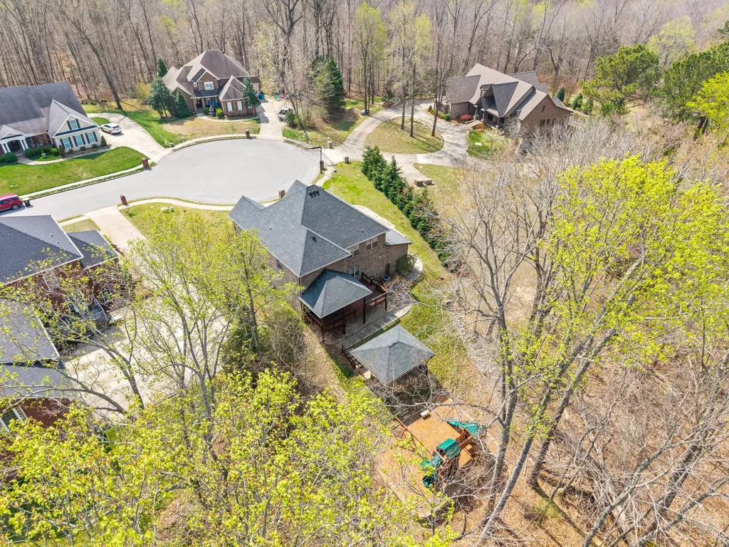 2531 Everwood Court Clarksville TN 37043