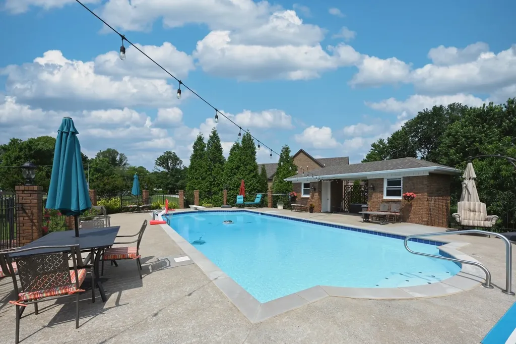 200 Rising Sun Terrace Old Hickory TN 37138