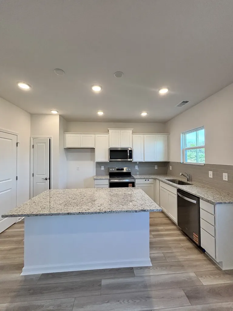 480 Jet Stream Drive La Vergne TN 37086