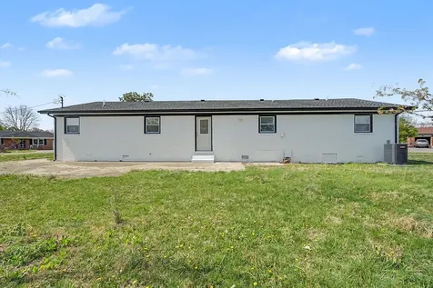 7004 Forest Park Boulevard Hopkinsville KY 42240