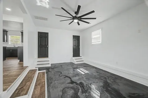 7004 Forest Park Boulevard Hopkinsville KY 42240