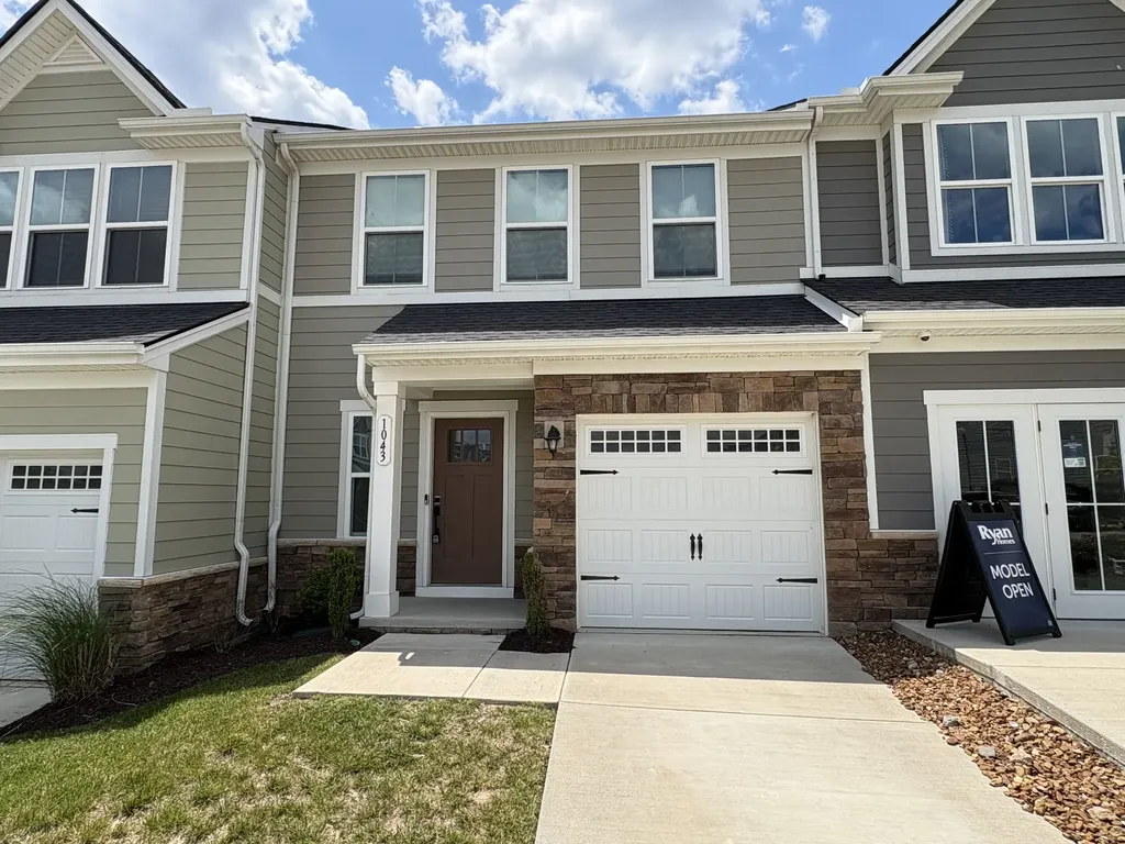 1043 Clendening Drive Gallatin TN 37066
