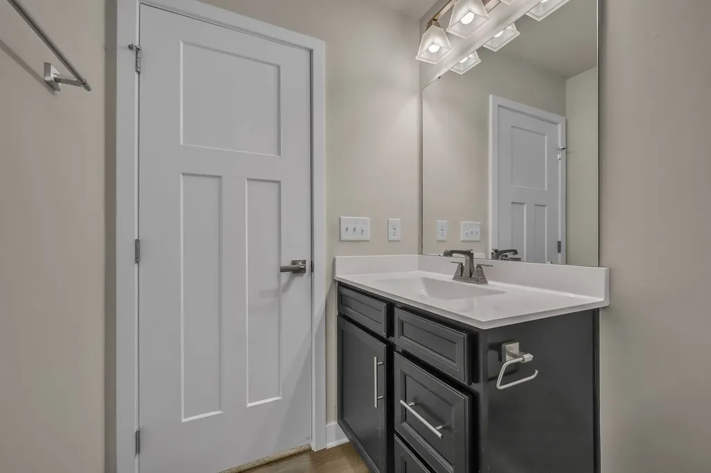 1043 Clendening Drive Gallatin TN 37066