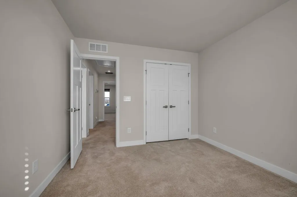 1043 Clendening Drive Gallatin TN 37066