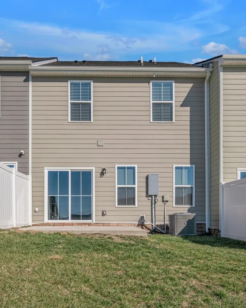 1043 Clendening Drive Gallatin TN 37066