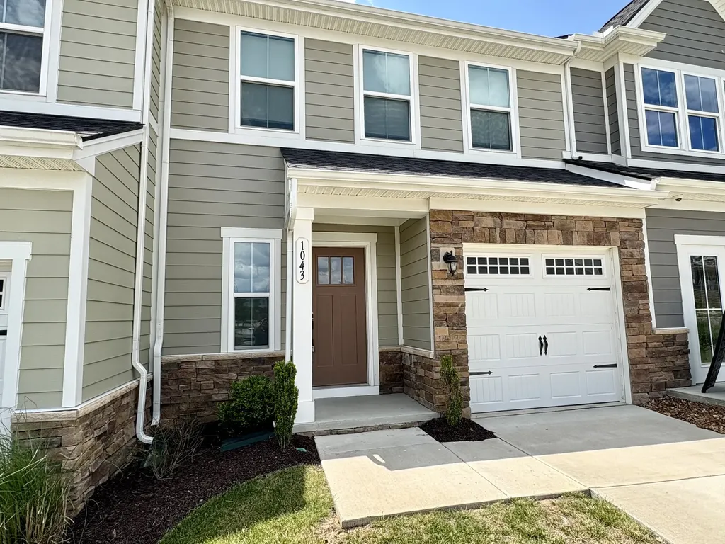 1043 Clendening Drive Gallatin TN 37066