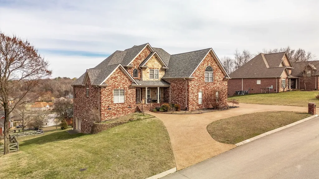 219 Hidden Harbour Drive Mount Juliet TN 37122