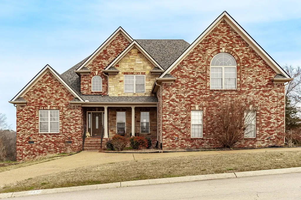 219 Hidden Harbour Drive Mount Juliet TN 37122