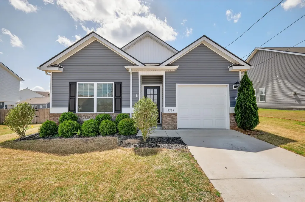 2204 Zeva Circle Columbia TN 38401