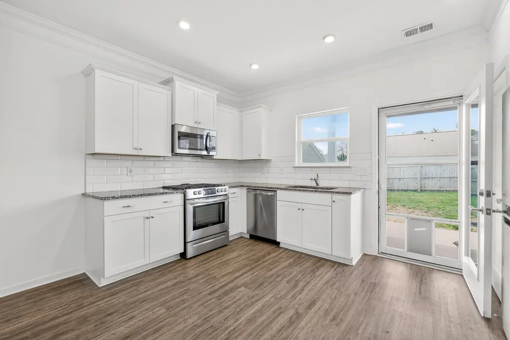 2204 Zeva Circle Columbia TN 38401