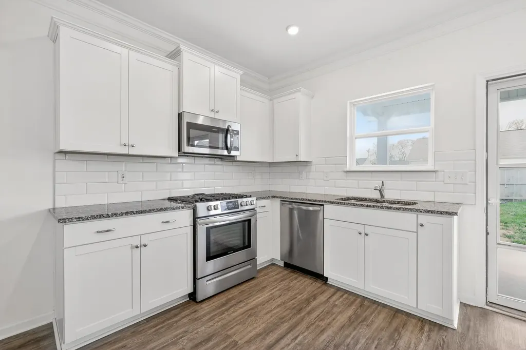 2204 Zeva Circle Columbia TN 38401