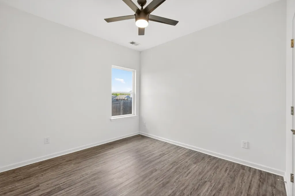 2204 Zeva Circle Columbia TN 38401