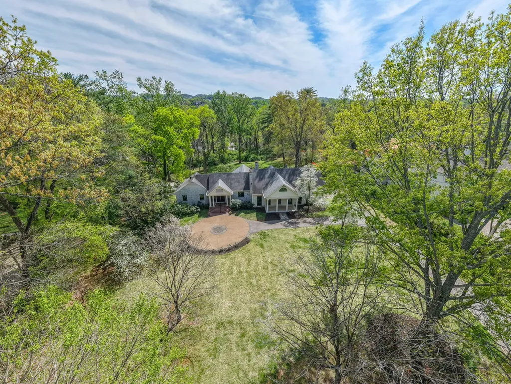 2809 Wimbledon Road Nashville TN 37215