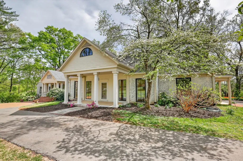 2809 Wimbledon Road Nashville TN 37215