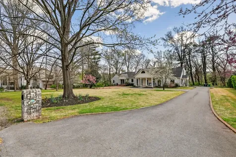 2809 Wimbledon Road Nashville TN 37215