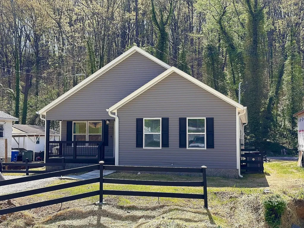 918 Shallowford Road Chattanooga TN 37411