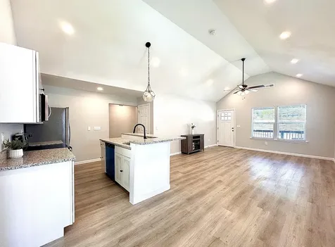 918 Shallowford Road Chattanooga TN 37411