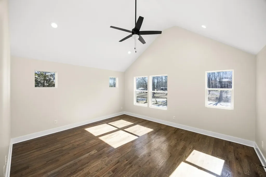 445 Sandhill Road La Vergne TN 37086