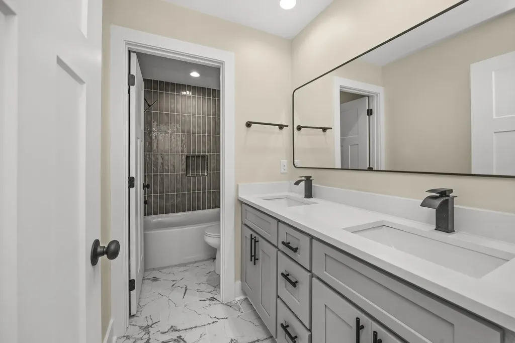 445 Sandhill Road La Vergne TN 37086
