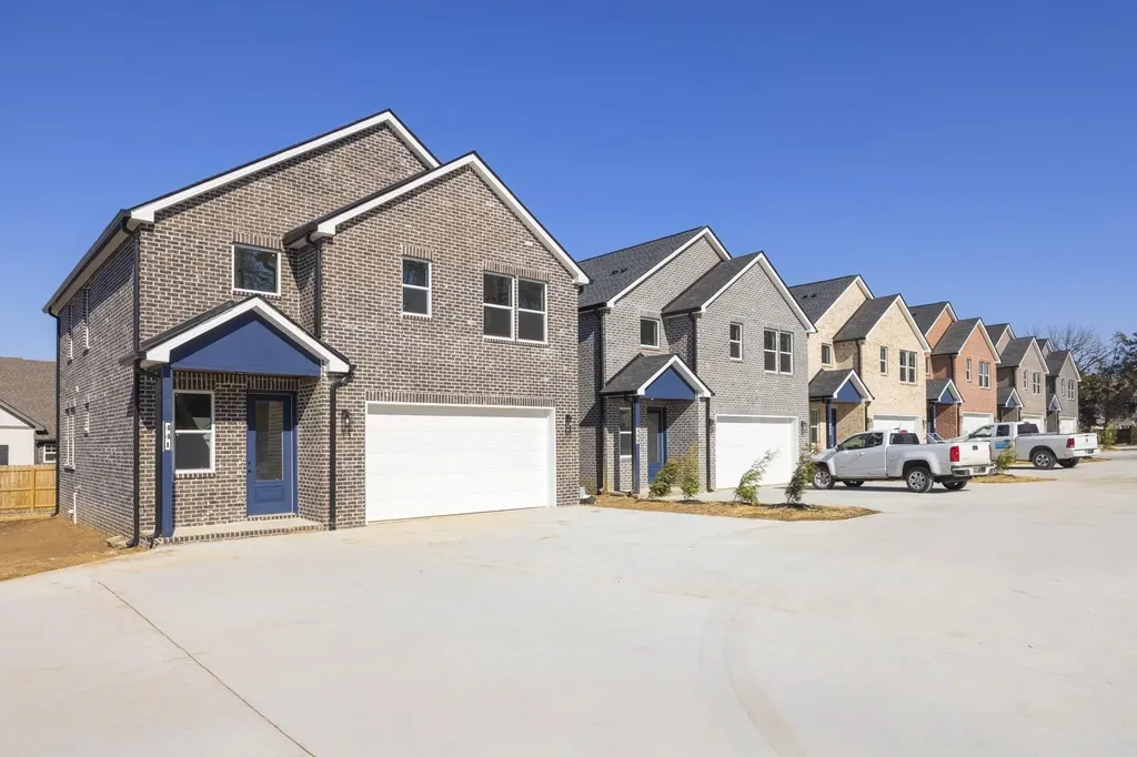 445 Sandhill Road La Vergne TN 37086