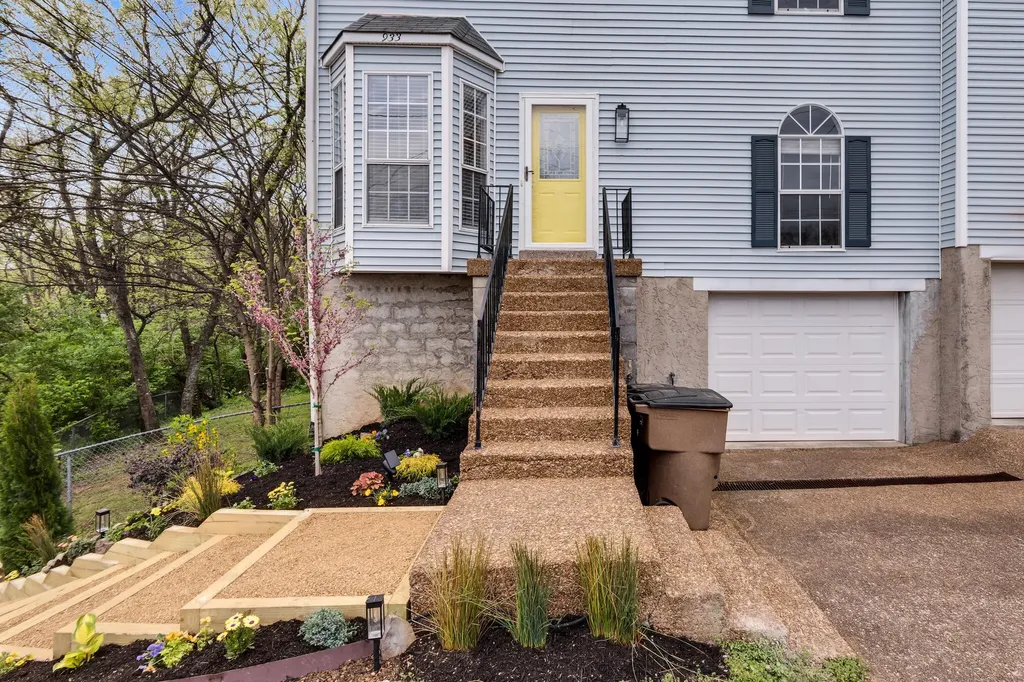 933 Ilawood Drive Nashville TN 37211