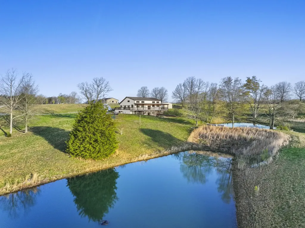 20 Zinker Road Lawrenceburg TN 38464