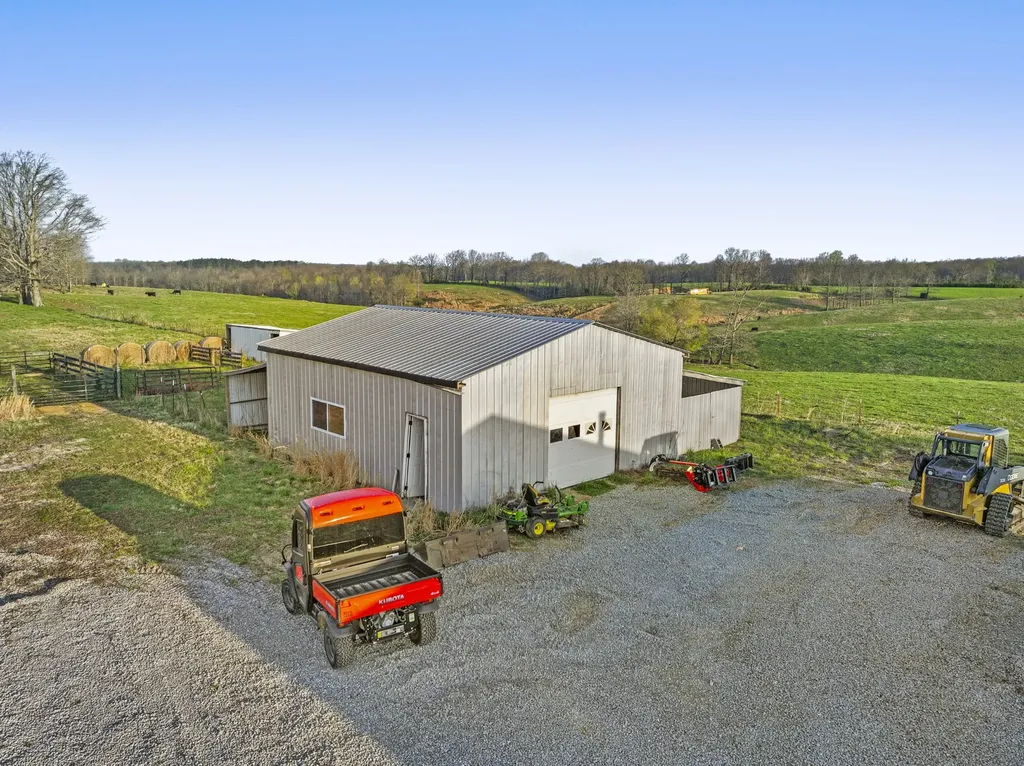 20 Zinker Road Lawrenceburg TN 38464