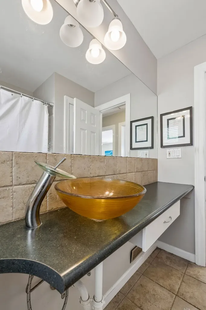854 Kirkwood Avenue Nashville TN 37204