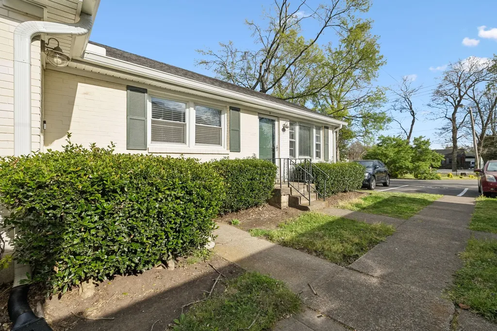 854 Kirkwood Avenue Nashville TN 37204