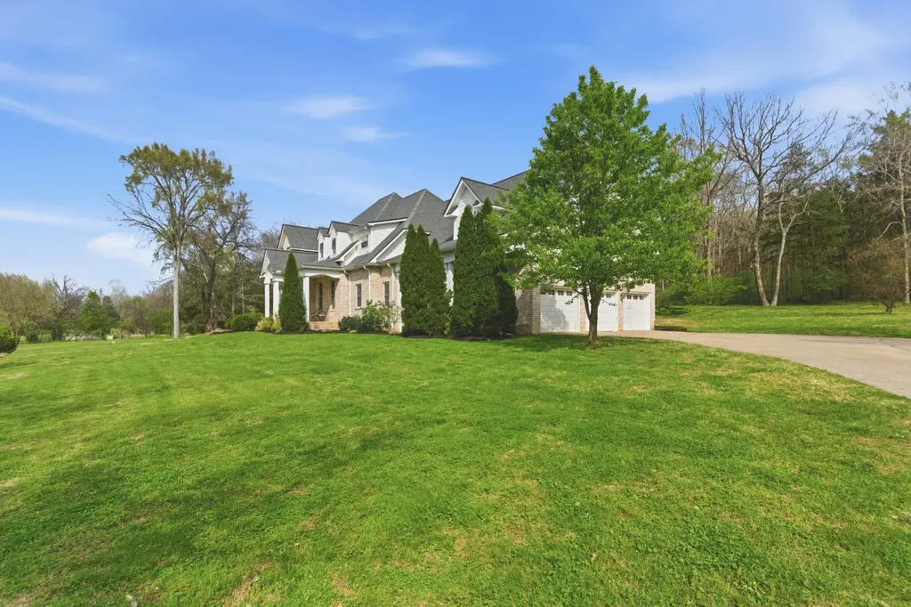 254 Quad Oak Drive Mount Juliet TN 37122