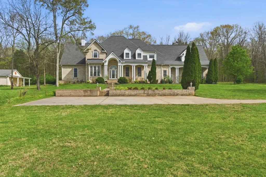 254 Quad Oak Drive Mount Juliet TN 37122