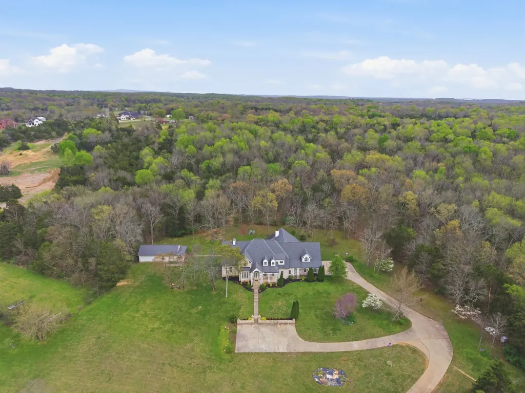 254 Quad Oak Drive Mount Juliet TN 37122