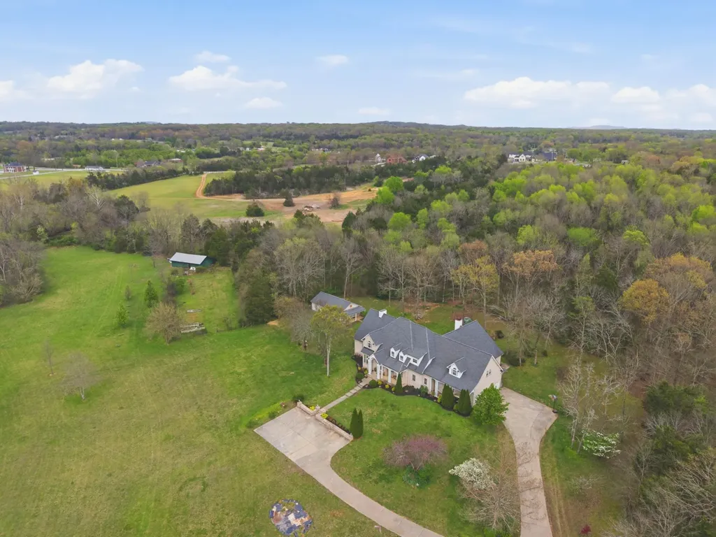 254 Quad Oak Drive Mount Juliet TN 37122