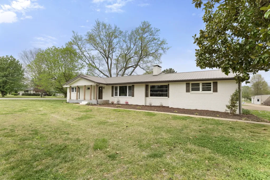 2194 Hampshire Pike Columbia TN 38401