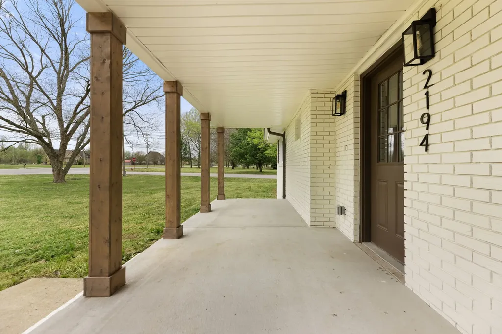 2194 Hampshire Pike Columbia TN 38401