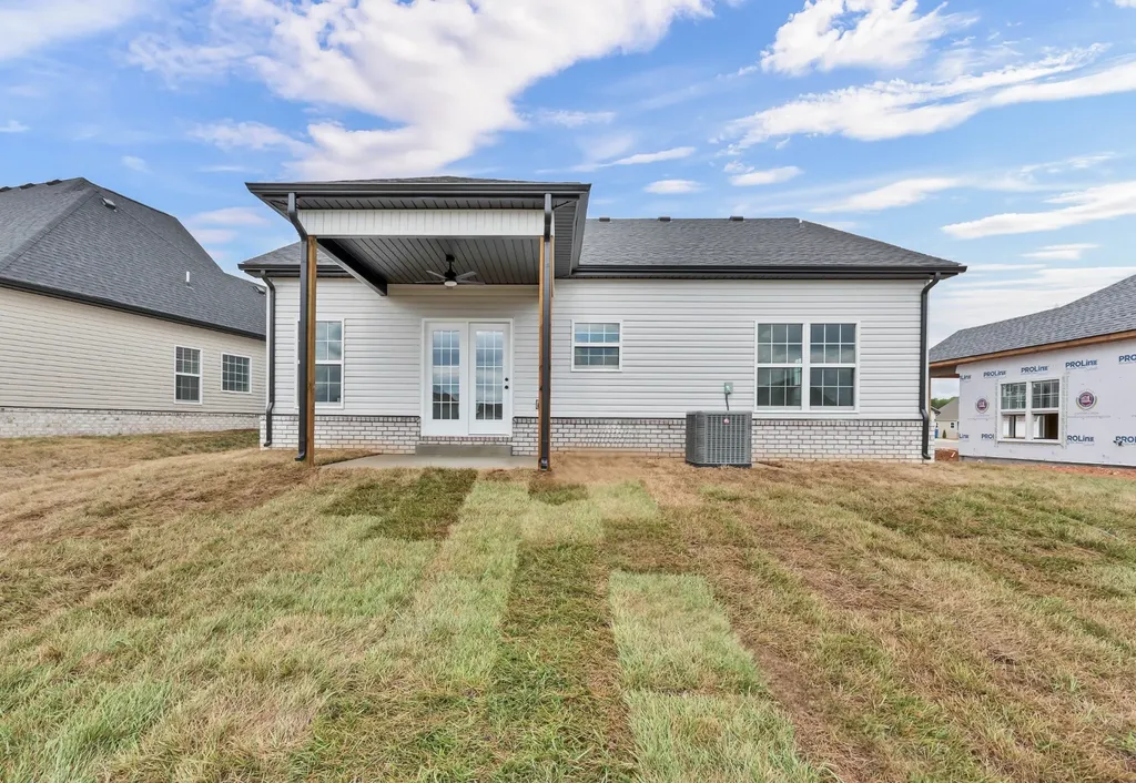 2704 Brewster Drive Clarksville TN 37042