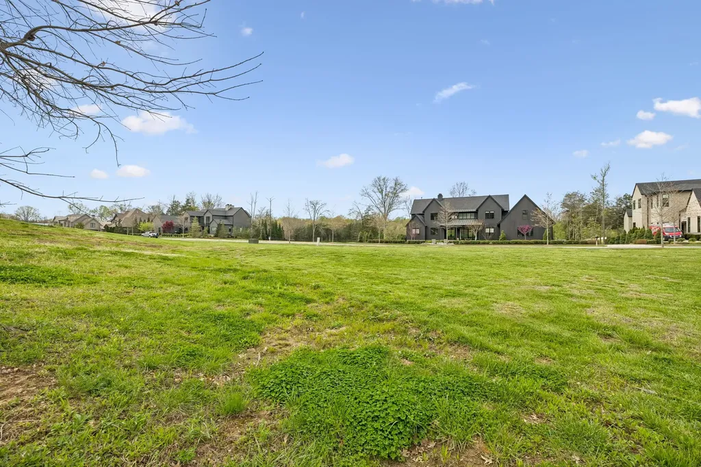 7124 Lanceleaf Drive College Grove TN 37046