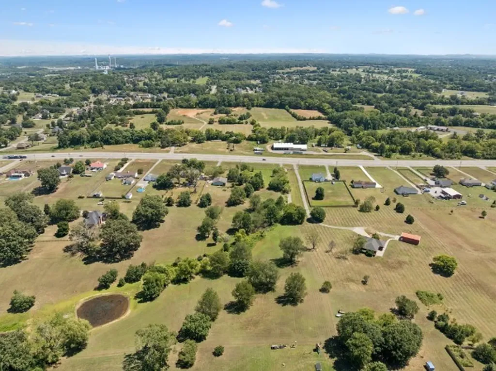 8870 Highway 109, N Lebanon TN 37087