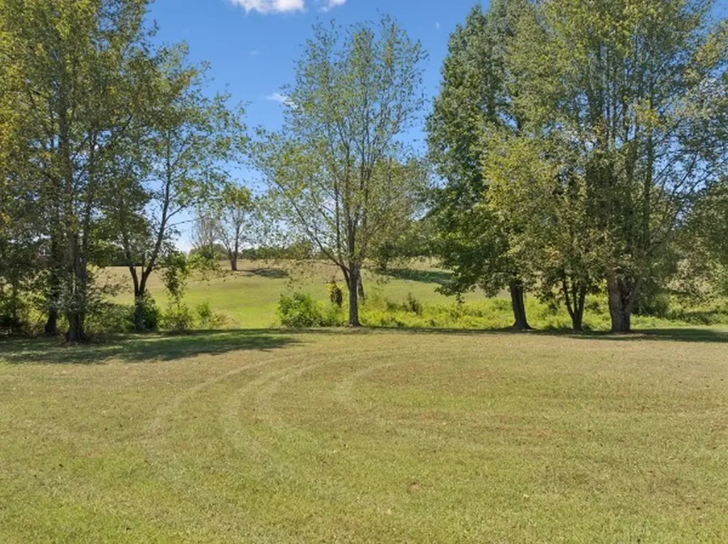 8870 Highway 109, N Lebanon TN 37087