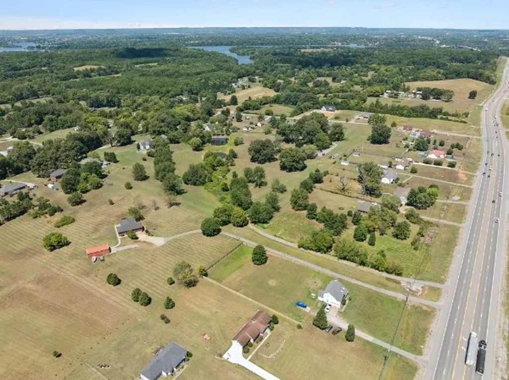 8870 Highway 109, N Lebanon TN 37087