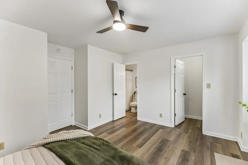 1017 Preston Drive Burns TN 37029