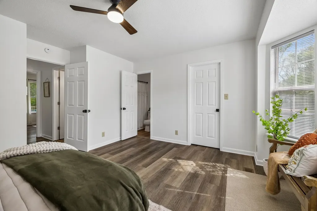 1017 Preston Drive Burns TN 37029