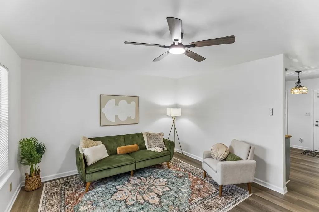 1017 Preston Drive Burns TN 37029